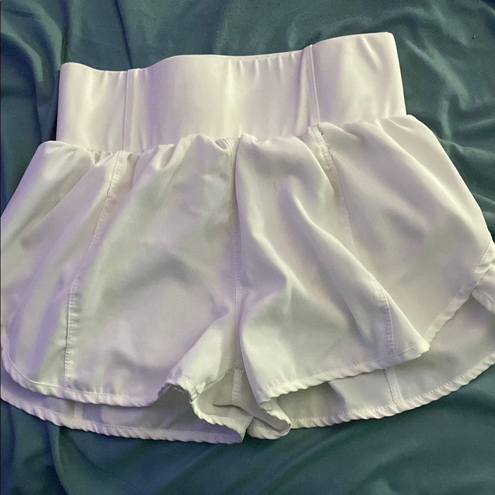 Lululemon Women's White High-Waisted Shorts
